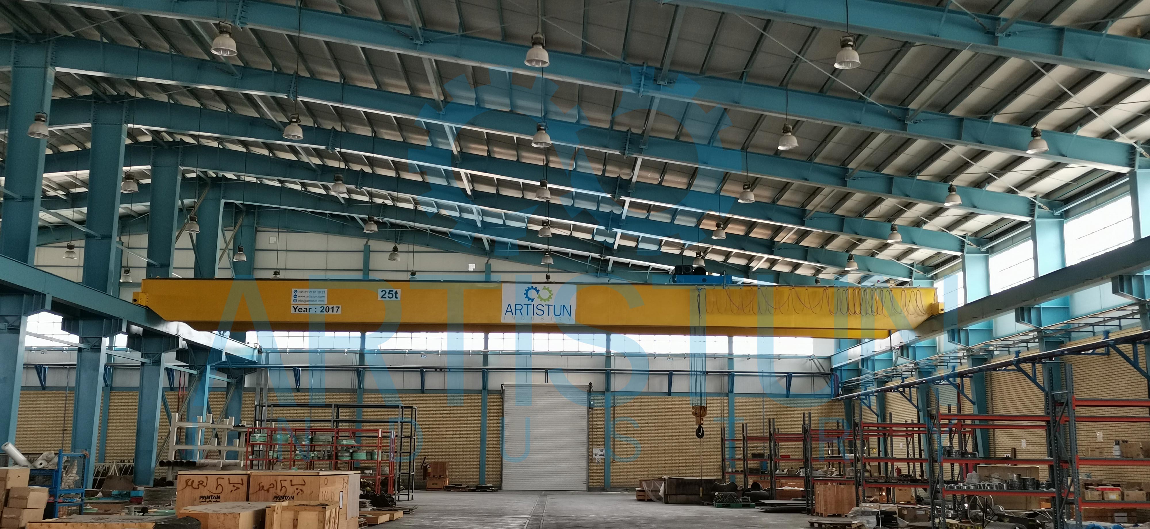Artistun AOCD double girder overhead crane — full view in industrial hall